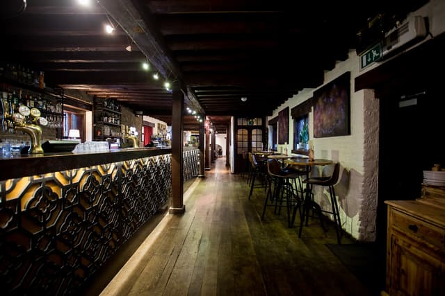 Gastro Pub