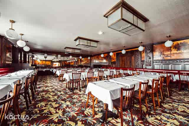 Spacious dining area in COLMAR, Bouillon for elegant events with vintage decor.