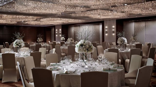 Elegant banquet hall at InterContinental Grand Stanford, perfect for weddings and corporate events.