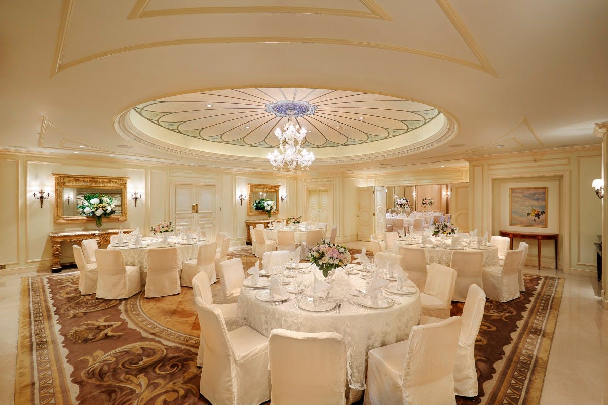 Elegant banquet room at The Peninsula Hong Kong, perfect for weddings and corporate events.