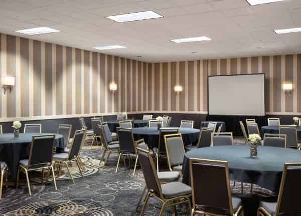 Banquet hall