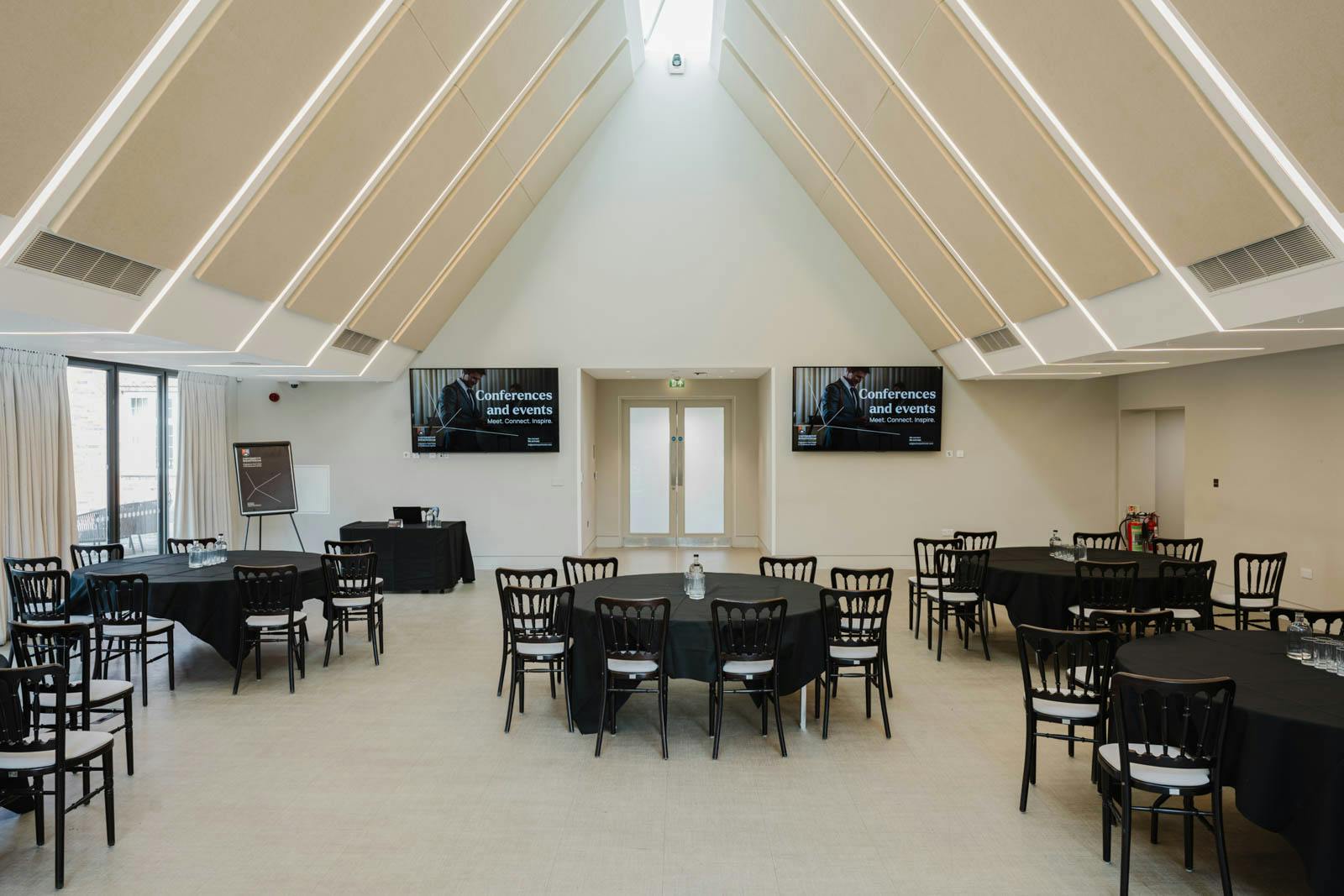 Edgbaston Park Hotel & Conference Centre - Lloyd Suite image 1