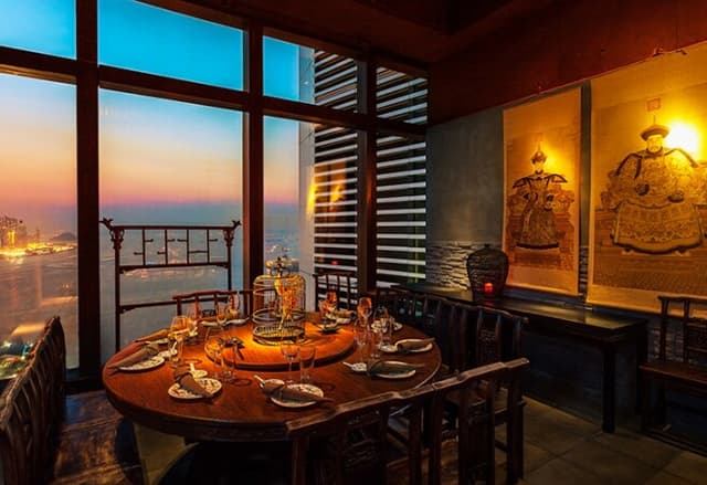 Private dining rooms