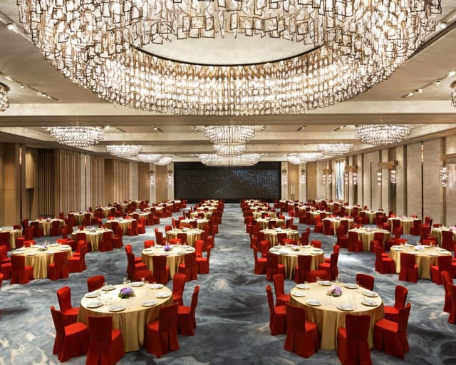 Hung Hom Room 7 at Kerry Hotel, Hong Kong: elegant event space for galas and weddings.