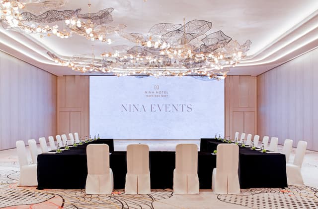 Nina Ballroom