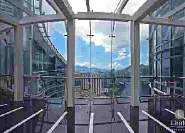 Sky Lounge