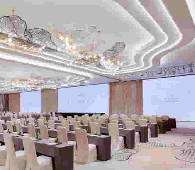 Sky Lounge