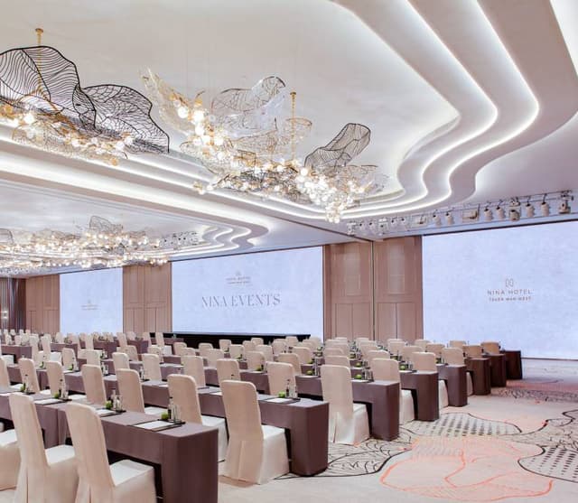 Nina Hotel Tsuen Wan West