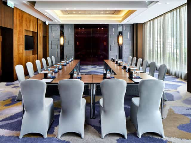 Modern conference room at Crowne Plaza Hong Kong, ideal for corporate events and meetings.
