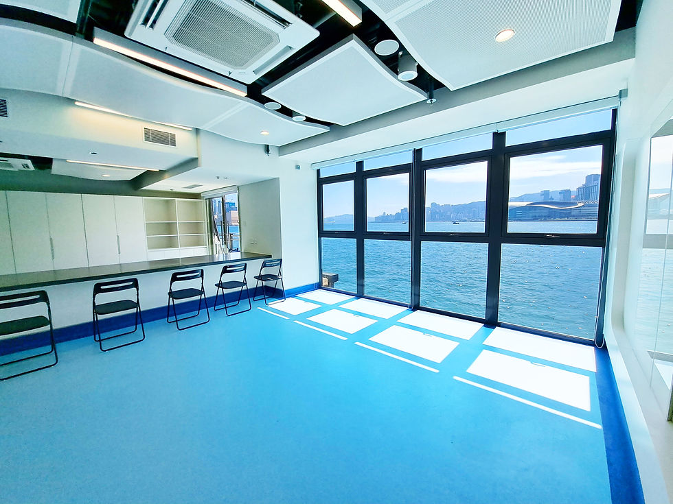 Blue Ocean Hall, modern event space with waterfront views, ideal for meetings and workshops.