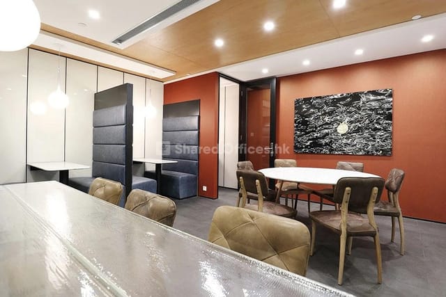 Modern meeting space in The Executive Centre, ideal for collaboration and brainstorming.