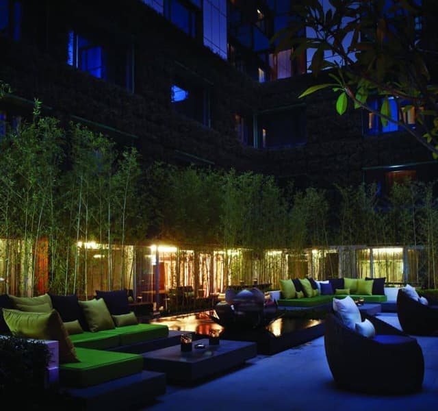 Outdoor Bar