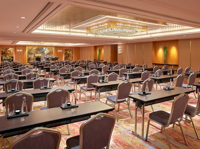 Kowloon Shangri-La, Hong Kong