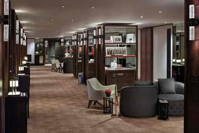 Elegant Salon III at Rosewood Hong Kong, perfect for networking events and meetings.