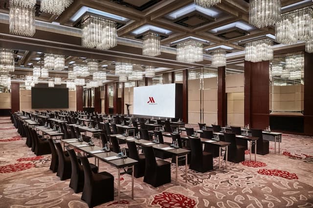 Four Points by Sheraton Hong Kong +1 more