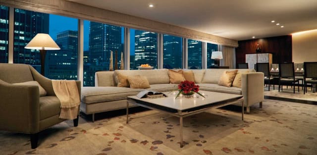 Chairman’s Suite lounge at Four Seasons Tokyo, modern decor for networking events.