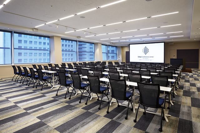 Meeting Hall in Tokyo Conference Center Shinagawa, ergonomic chairs for seminars and workshops.