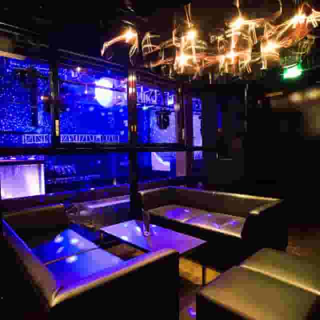Premium Lounge