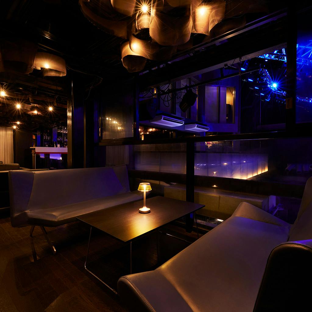 Premium Lounge in WOMB: stylish event space with modern furnishings for networking and receptions.