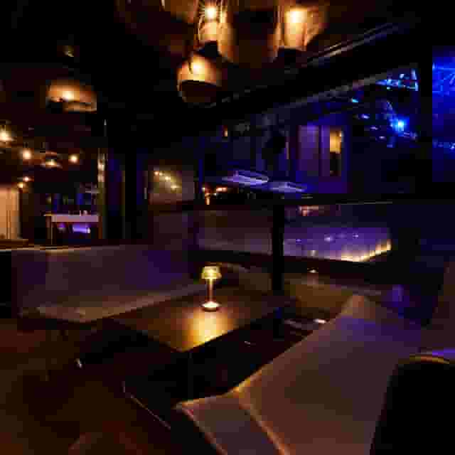Premium Lounge