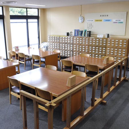 Music Library in Tokyo Bunka Kaikan, organized meeting space for workshops and research.