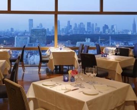 Elegant dining at Shibuya Excel Hotel with skyline view, perfect for upscale events.