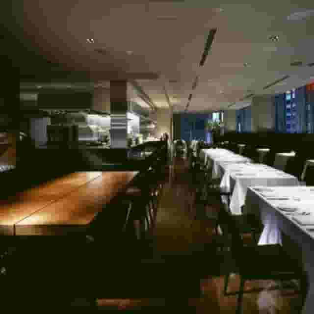 TWO ROOMS Grill & Bar