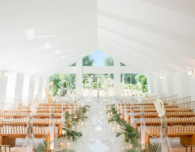 Banquet hall