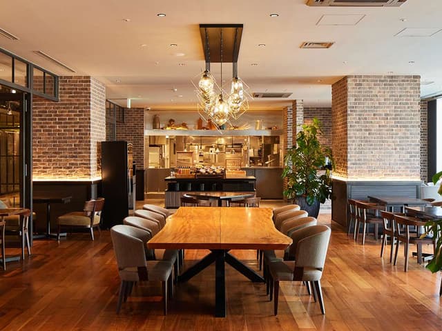 cocktail bar