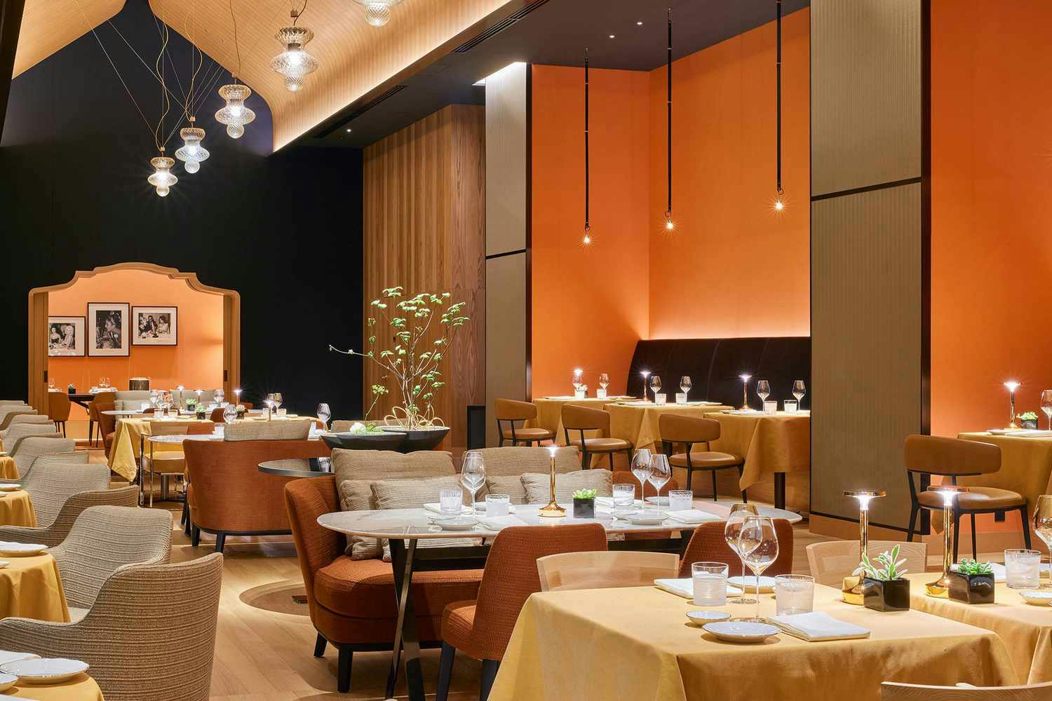 Private room at Bvlgari Restaurant Tokyo, modern decor for elegant events and gatherings.