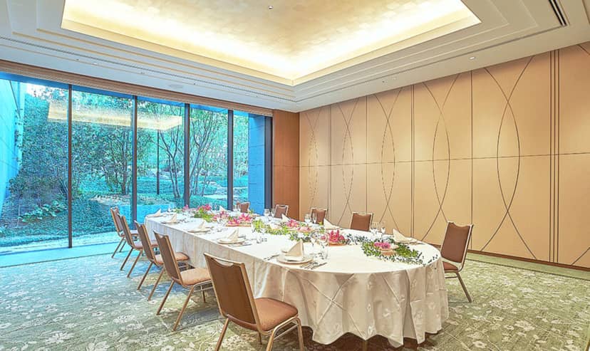 Akebono Room at The Okura Tokyo, elegant meeting space with floral decor for upscale events.