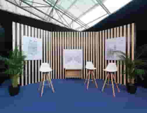 MEETING ROOMS 