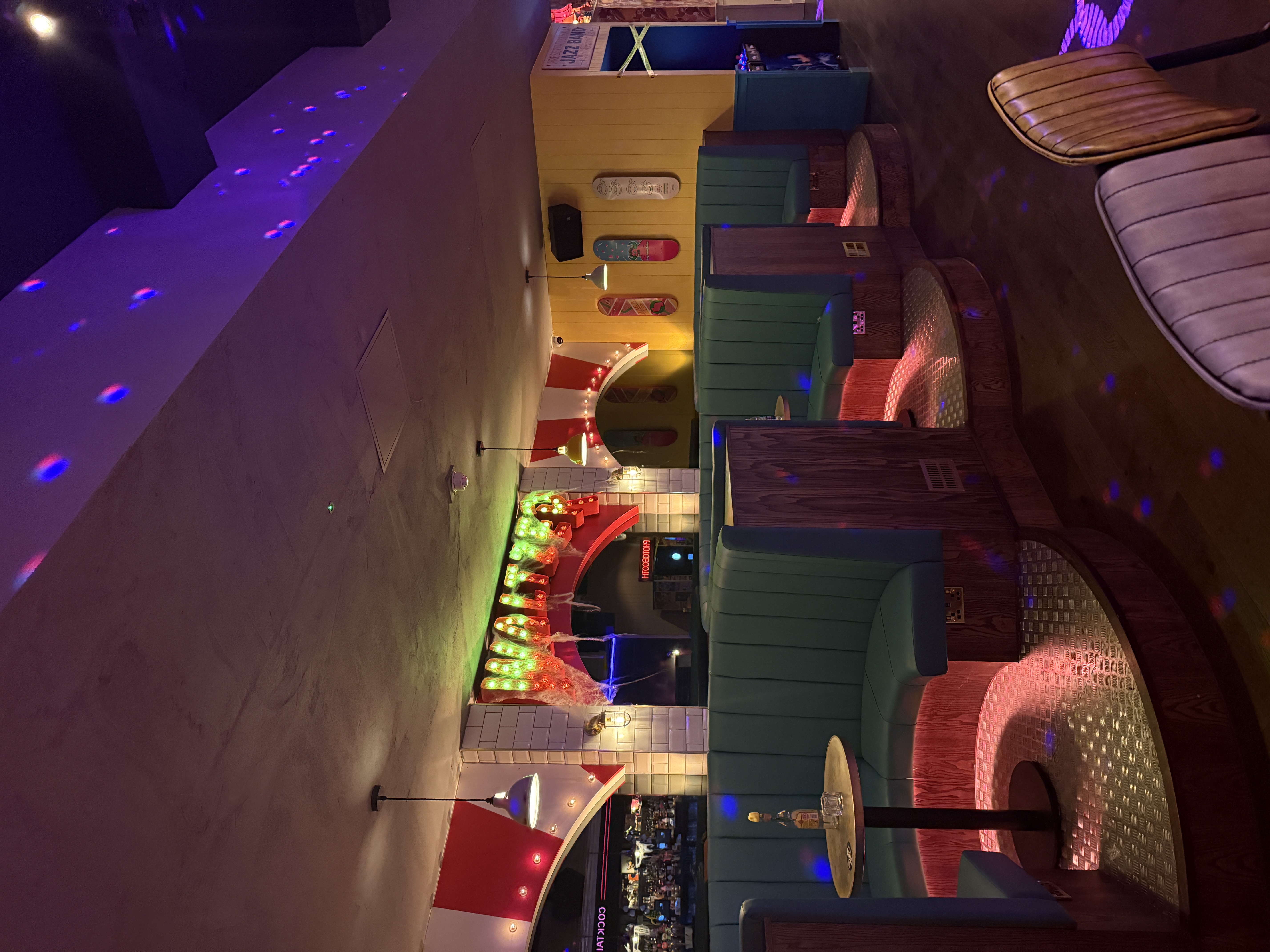 Vibrant full venue in Simmons Manchester, ideal for casual gatherings and events.