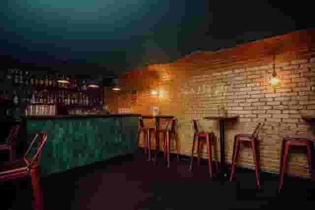 Hybrid Bar Restaurant