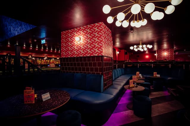 Hybrid Bar Restaurant