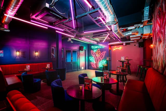 Hybrid Bar Restaurant