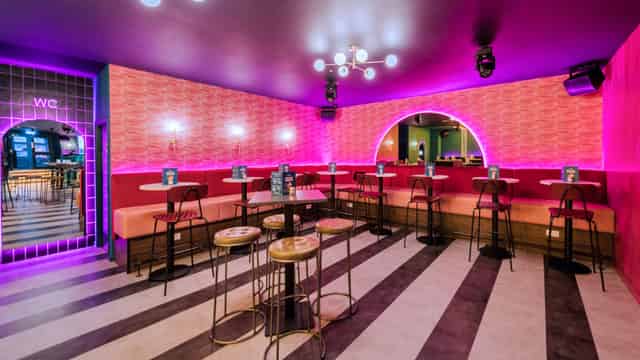 Hybrid Bar Restaurant