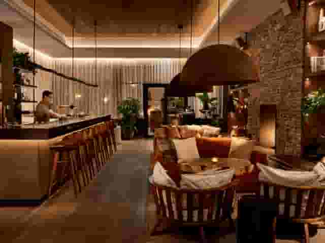 Hybrid Bar Restaurant