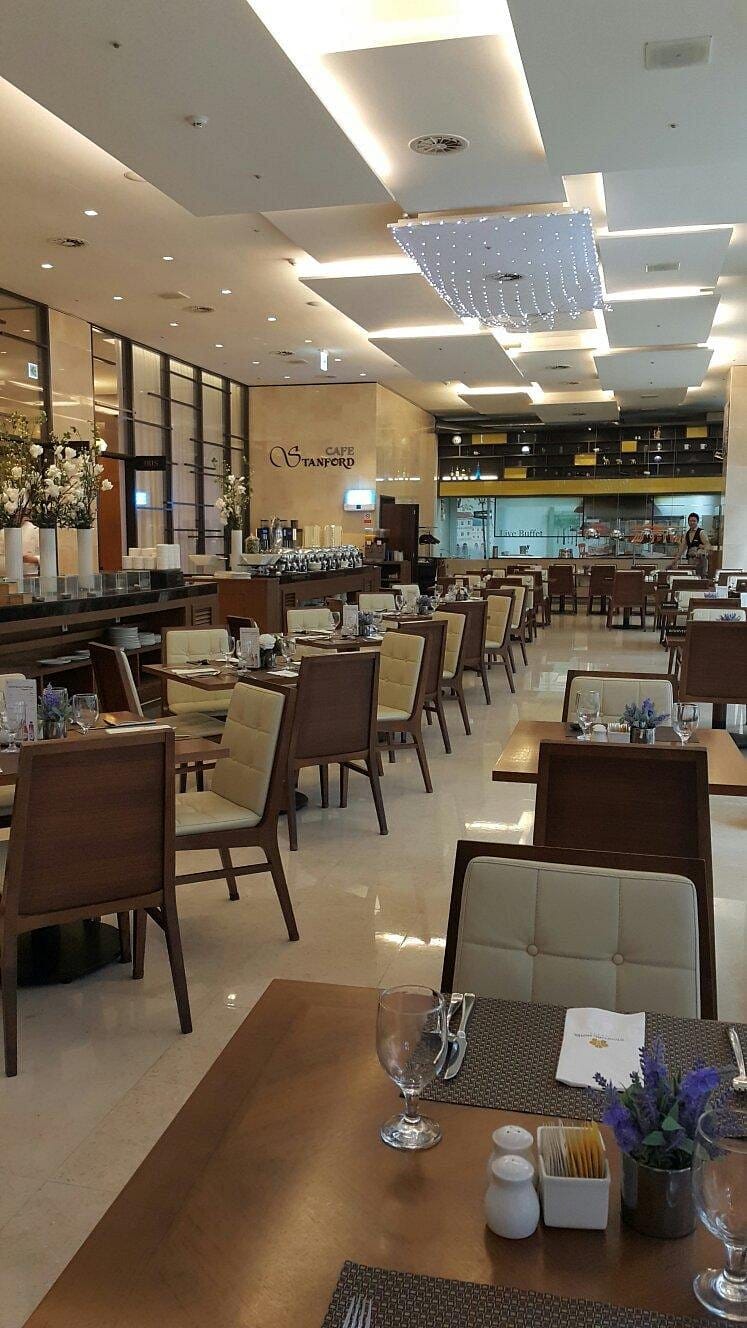 Main Hall at Café Stanford Myeongdong, elegant decor for intimate meetings and events.
