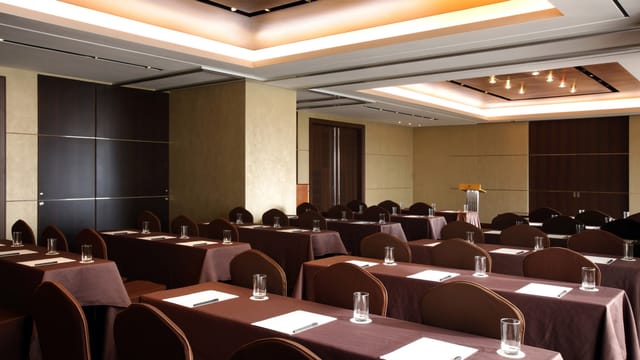 Conference Room at Gracery Hotel Seoul, modern setup for corporate meetings and workshops.