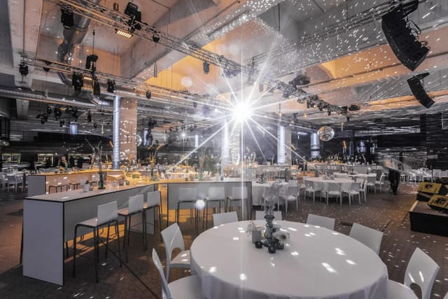 Elegant event space in Alte Kindl Brauerei, perfect for galas and corporate functions.
