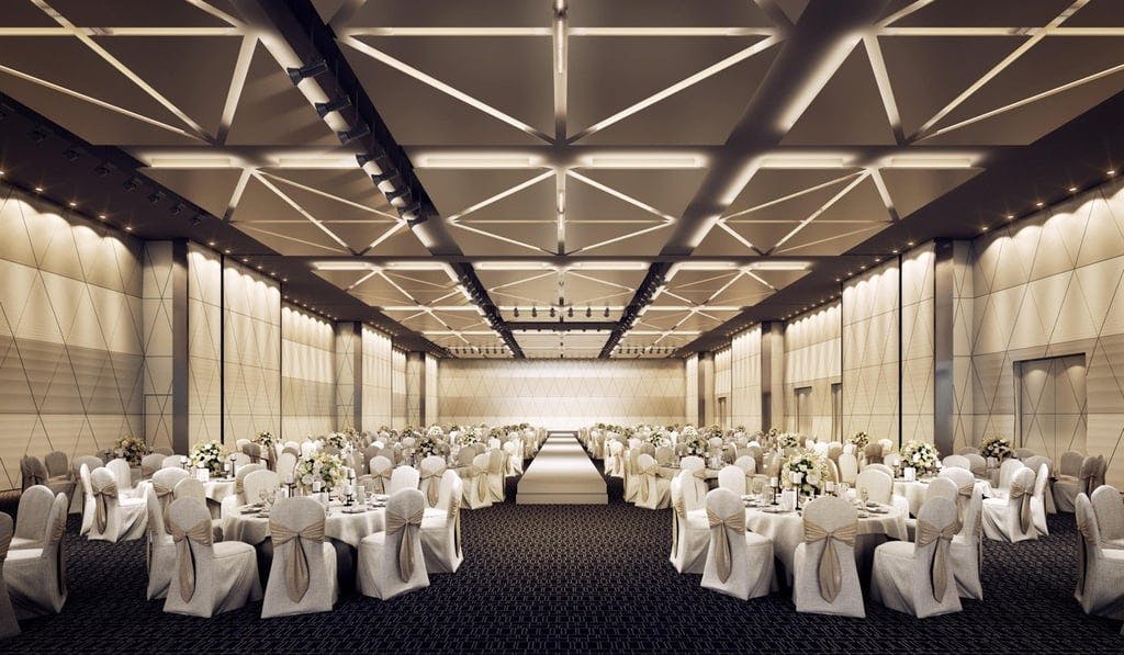 Grand Ballroom in Seoul Dragon City with elegant round tables, perfect for weddings and corporate events.