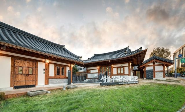 Seoul Museum of Korean Folk Music ...