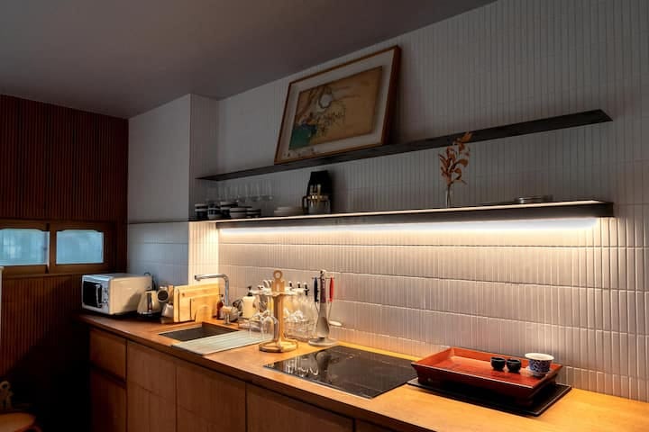 Bamboo Room kitchen in The Place Seoul, modern design for event catering.