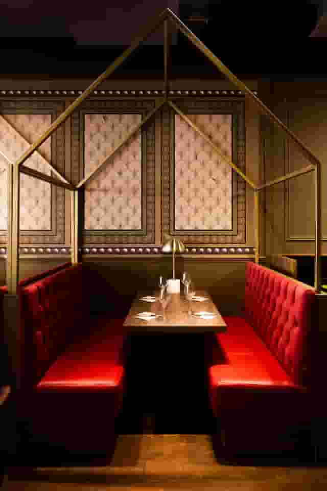 Top Hat Restaurant & Bar