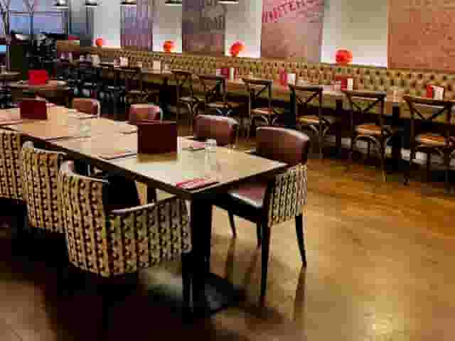 Top Hat Restaurant & Bar