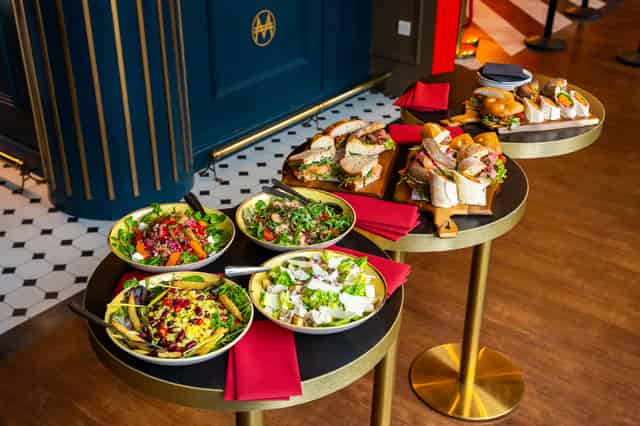 Top Hat Restaurant & Bar