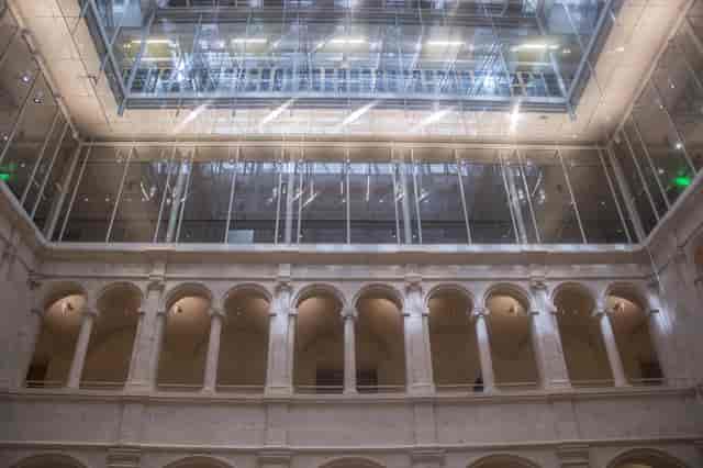 Calderwood Courtyard at Harvard Art Museums: modern atrium for events, glass and stone design.