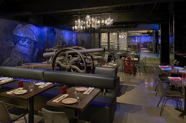 Lantern Lounge