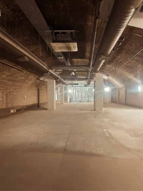 Tunnels @ One America Square